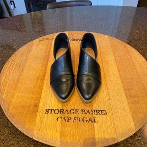 BLACK CASUAL ANKLE BOOTIE.  SIZE 7